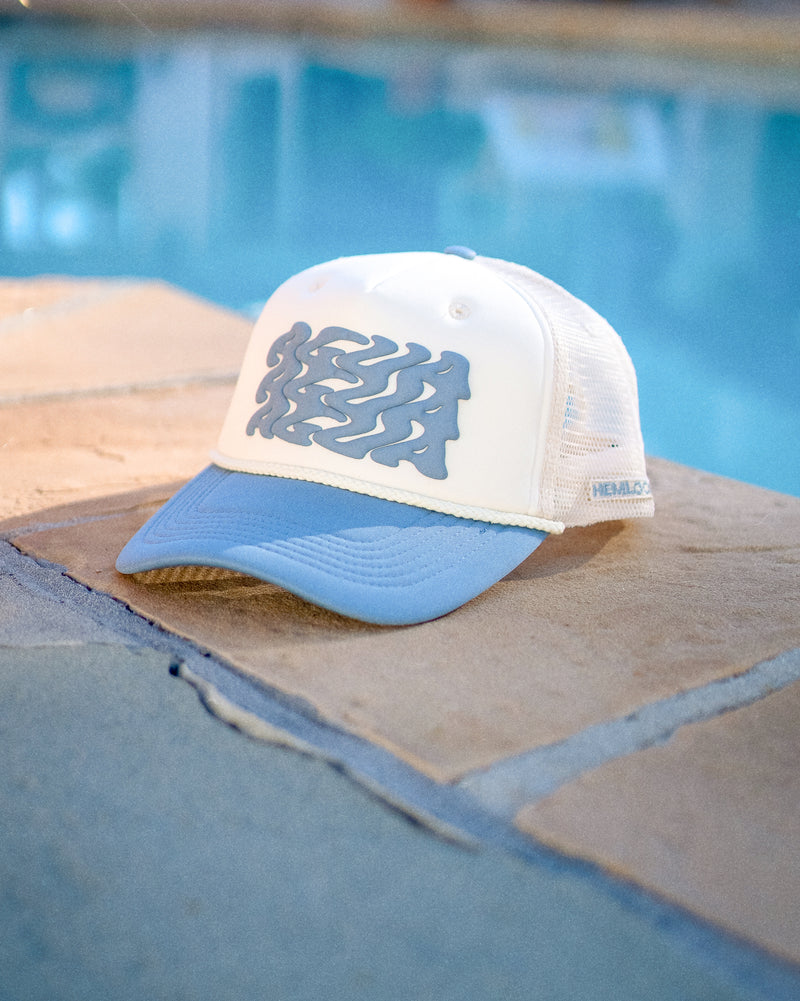 Hemlock Agua Foam Trucker by the pool